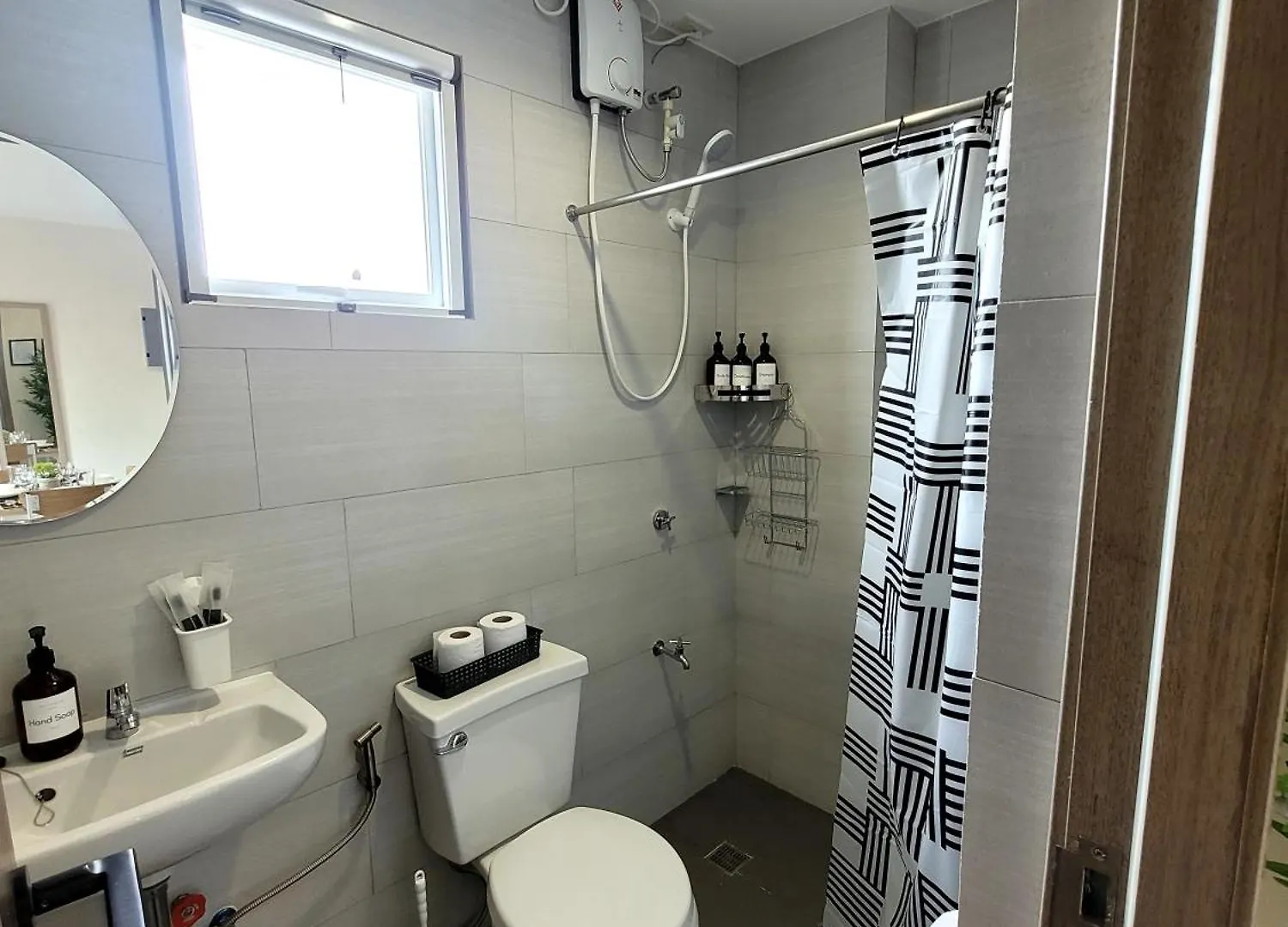 アンヘレス Casa Carlitoアパートホテル 0*,